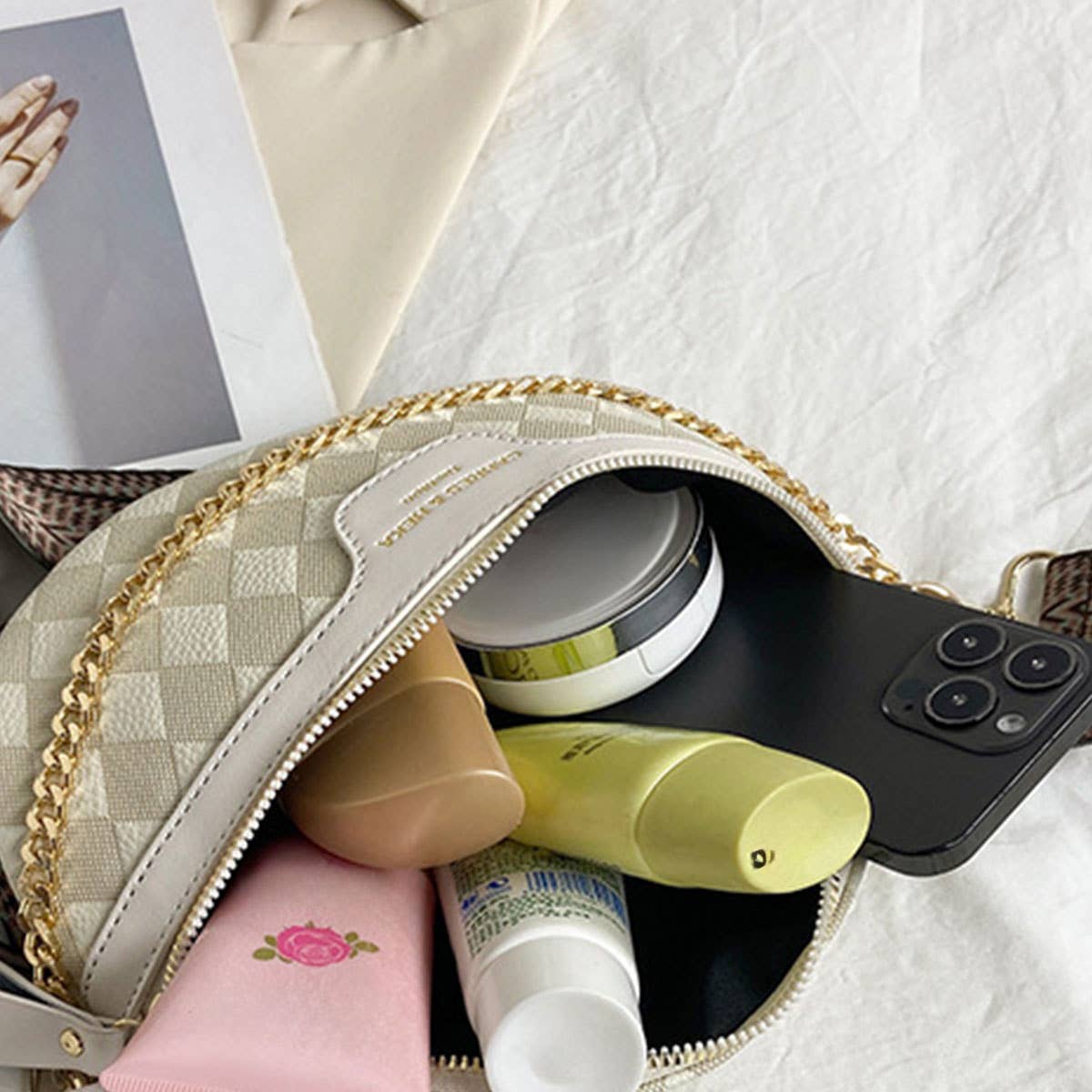 PYRAMID CHECK PU EVERYDAY BELT BAG,CROSSBODY BAG_CWAB0911